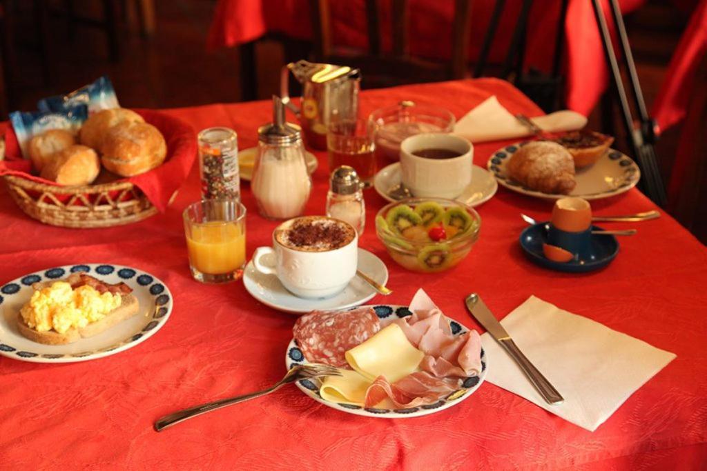 Hotel Perruquet Breuil-Cervinia Eksteriør bilde