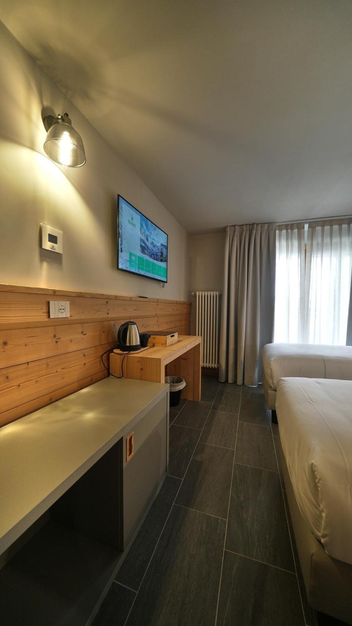 Hotel Perruquet Breuil-Cervinia Eksteriør bilde