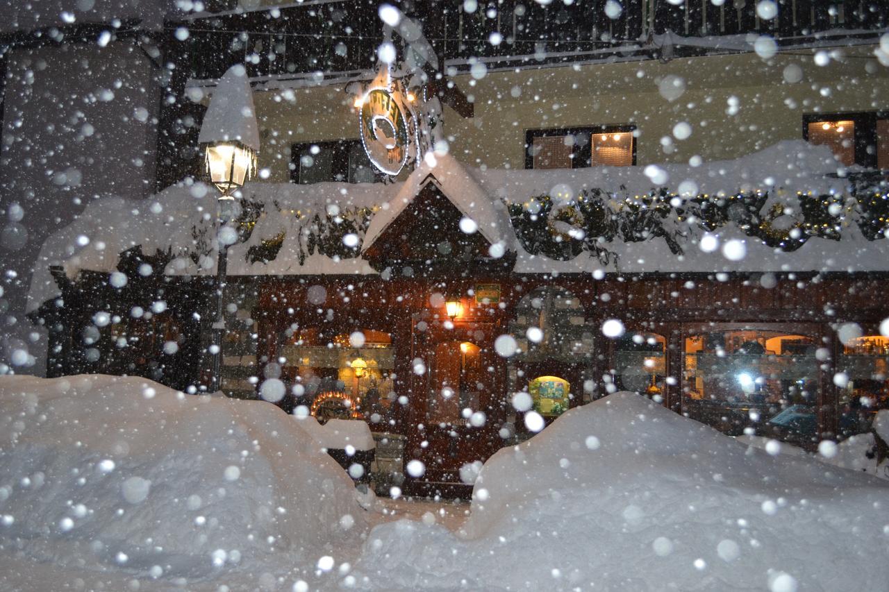 Hotel Perruquet Breuil-Cervinia Eksteriør bilde